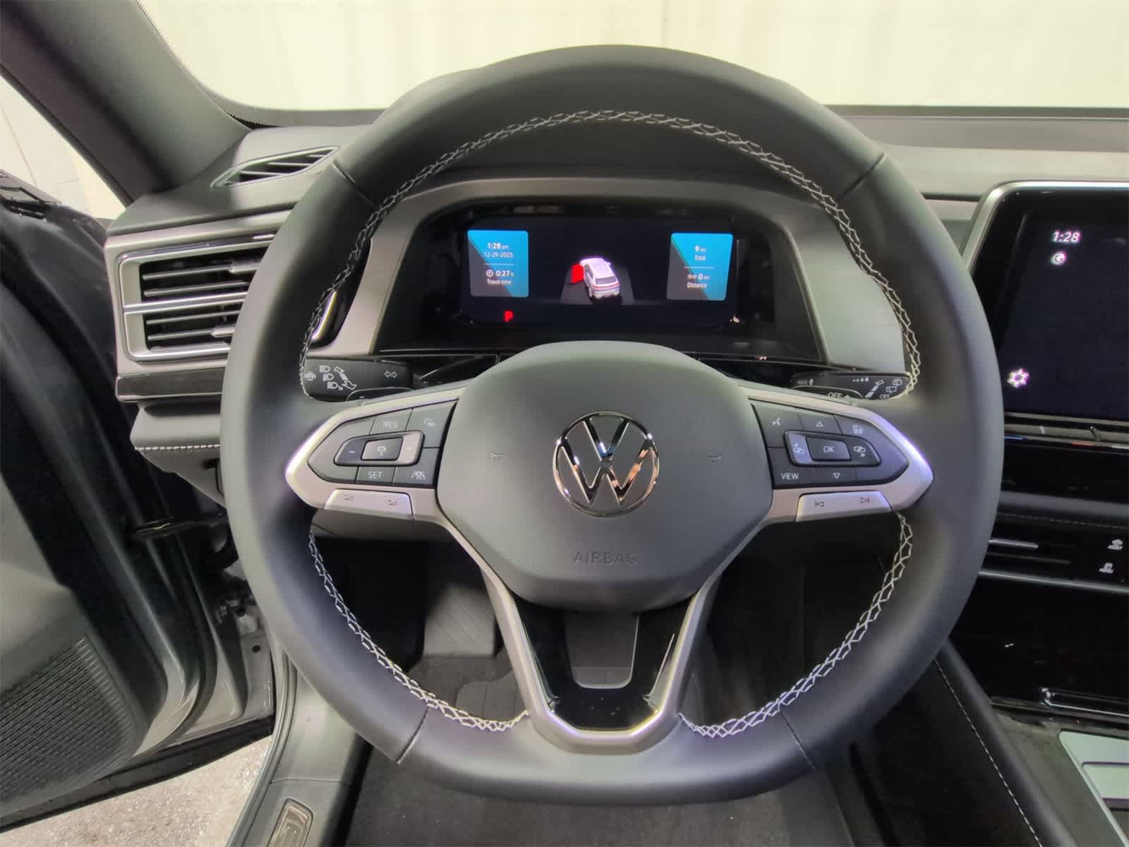 Thumbnail: 2026 Volkswagen Atlas - 25