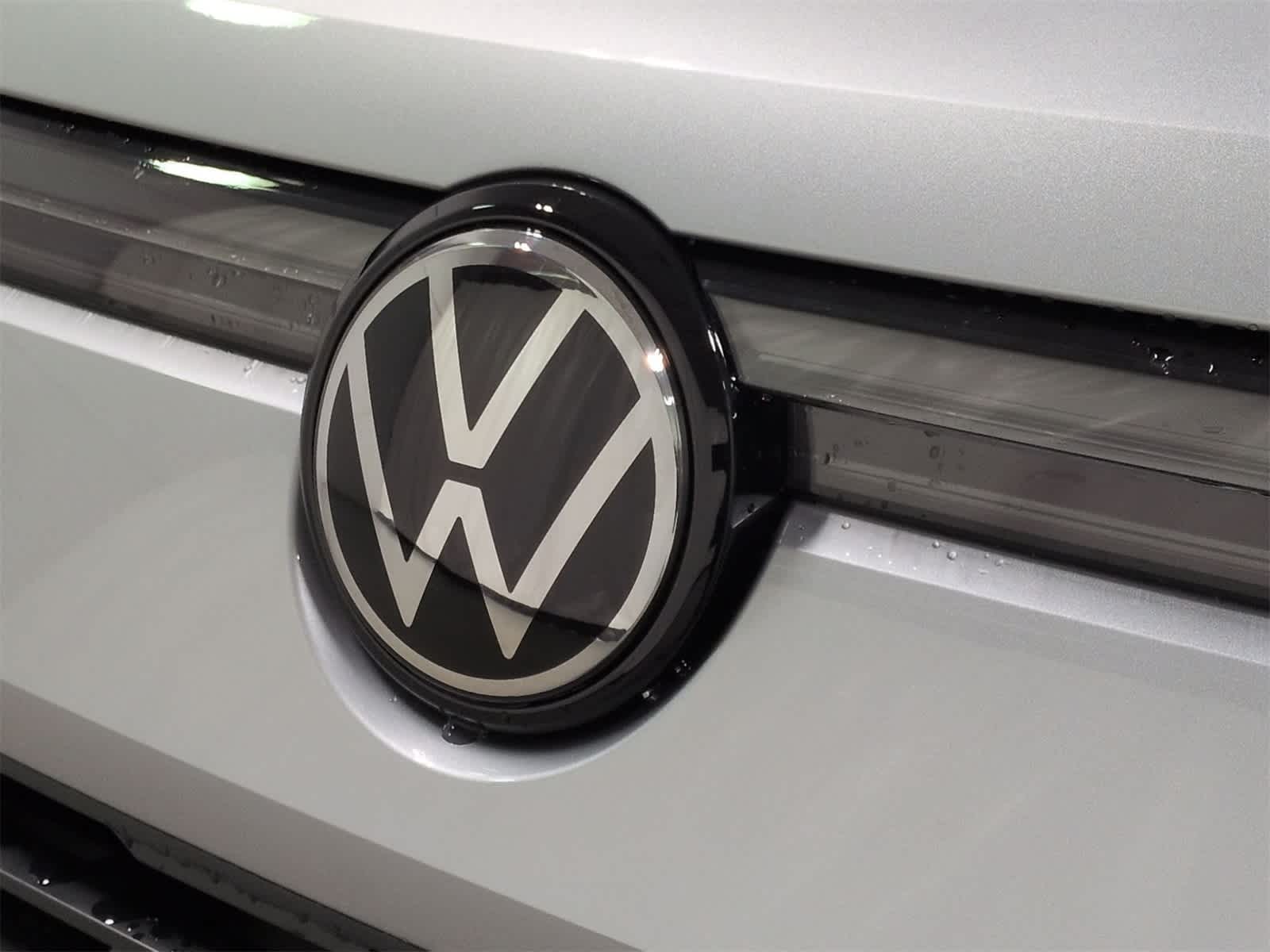 Thumbnail: 2026 Volkswagen Tiguan - 13