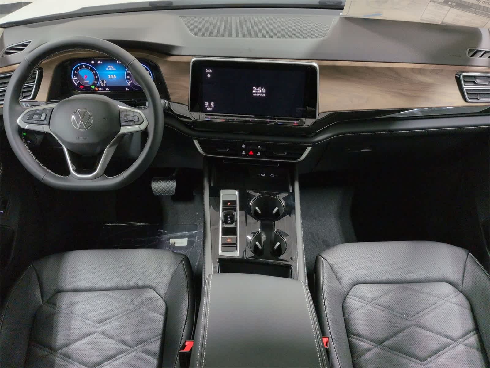 Thumbnail: 2026 Volkswagen Atlas - 16