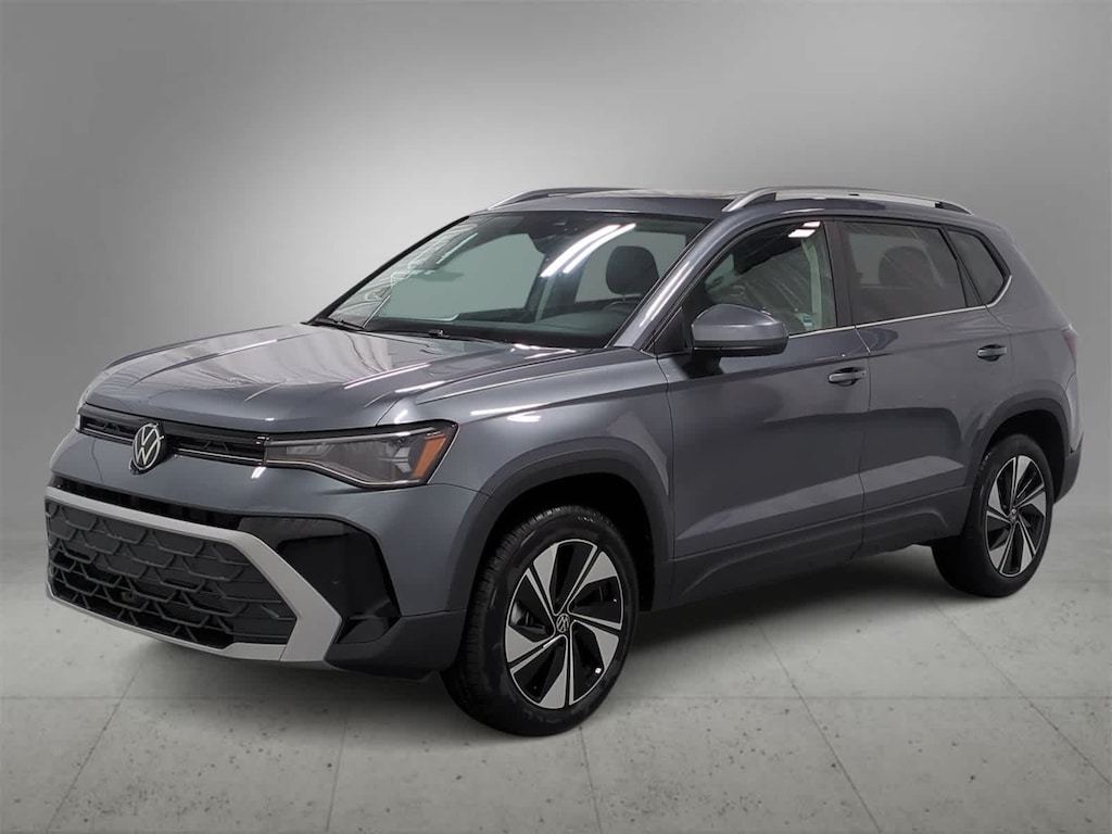 New 2025 Volkswagen Taos 1.5T SE SUV