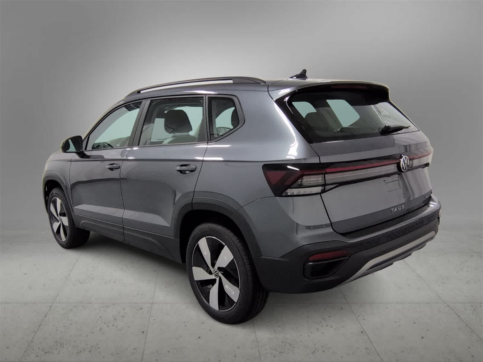 Thumbnail: 2025 Volkswagen Taos - 6