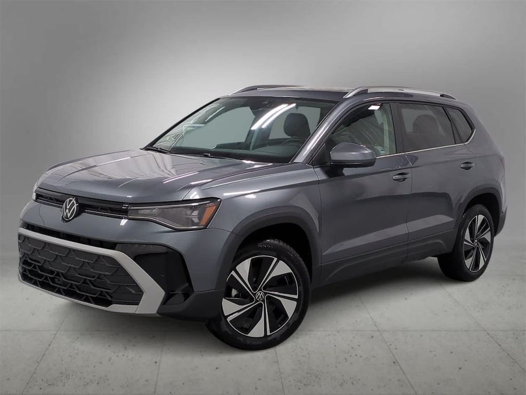 New 2025 Volkswagen Taos 1.5T SE SUV