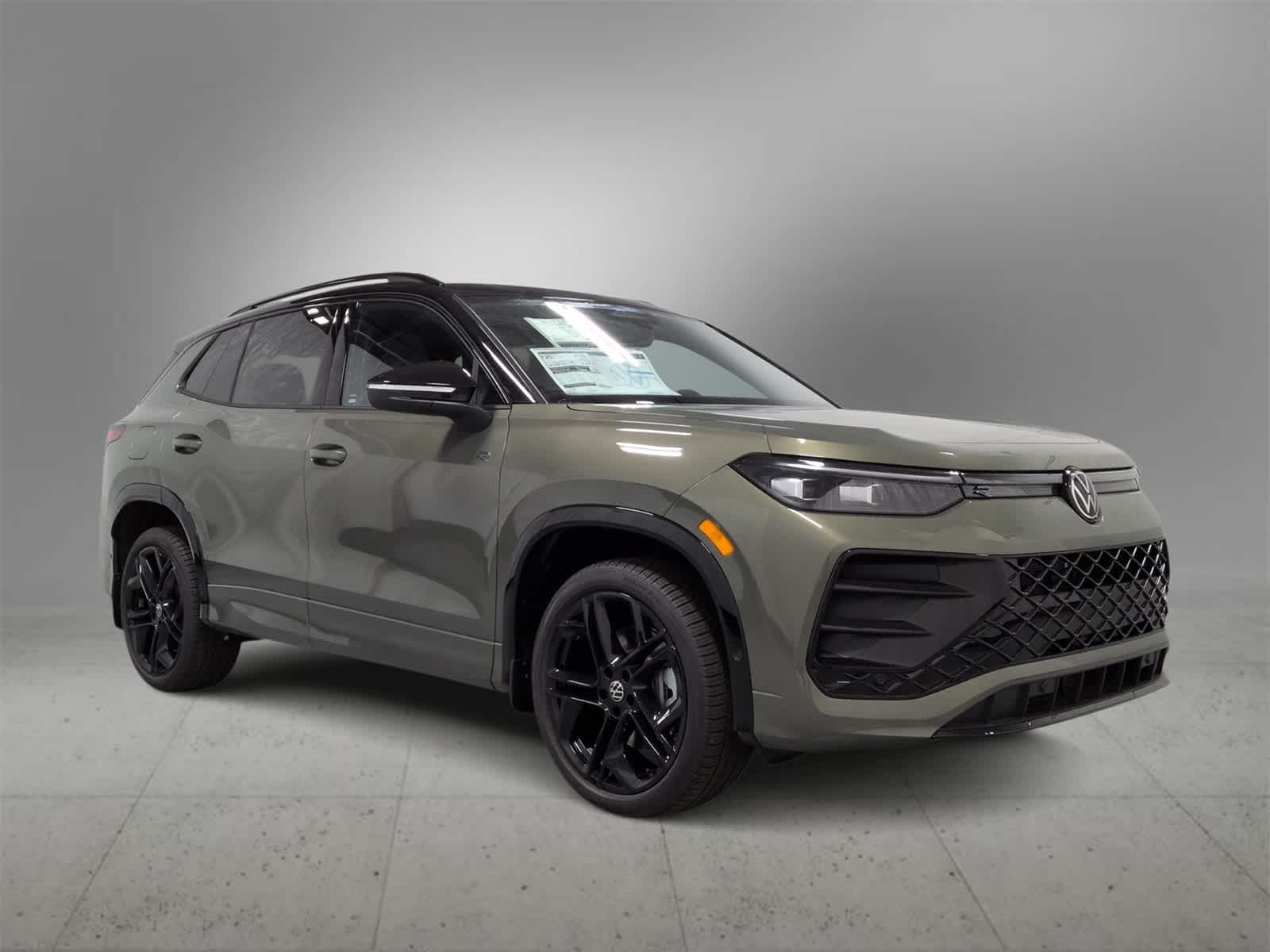 Thumbnail: 2026 Volkswagen Tiguan - 2