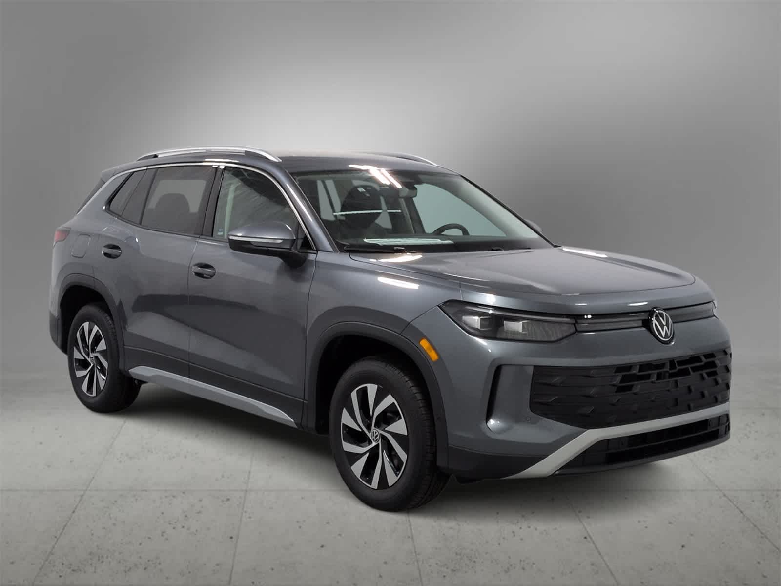 Thumbnail: 2026 Volkswagen Tiguan - 2