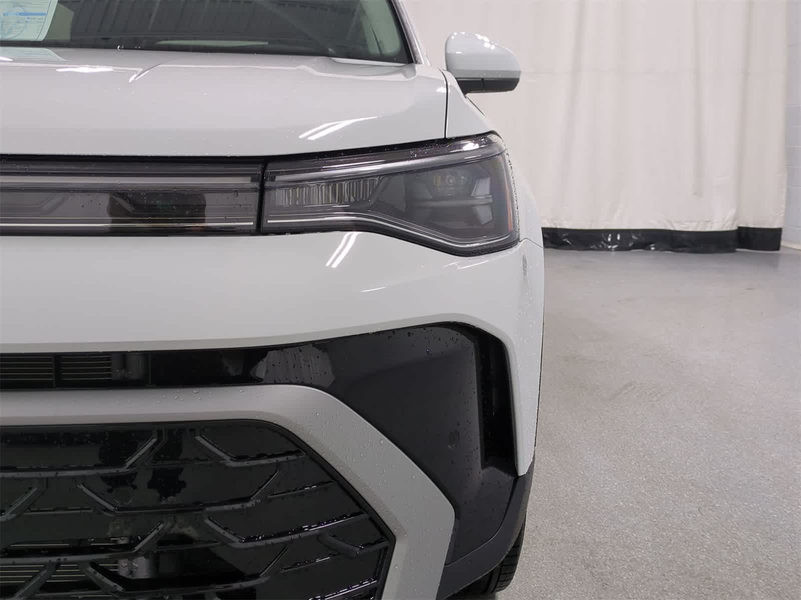 Thumbnail: 2025 Volkswagen Taos - 11