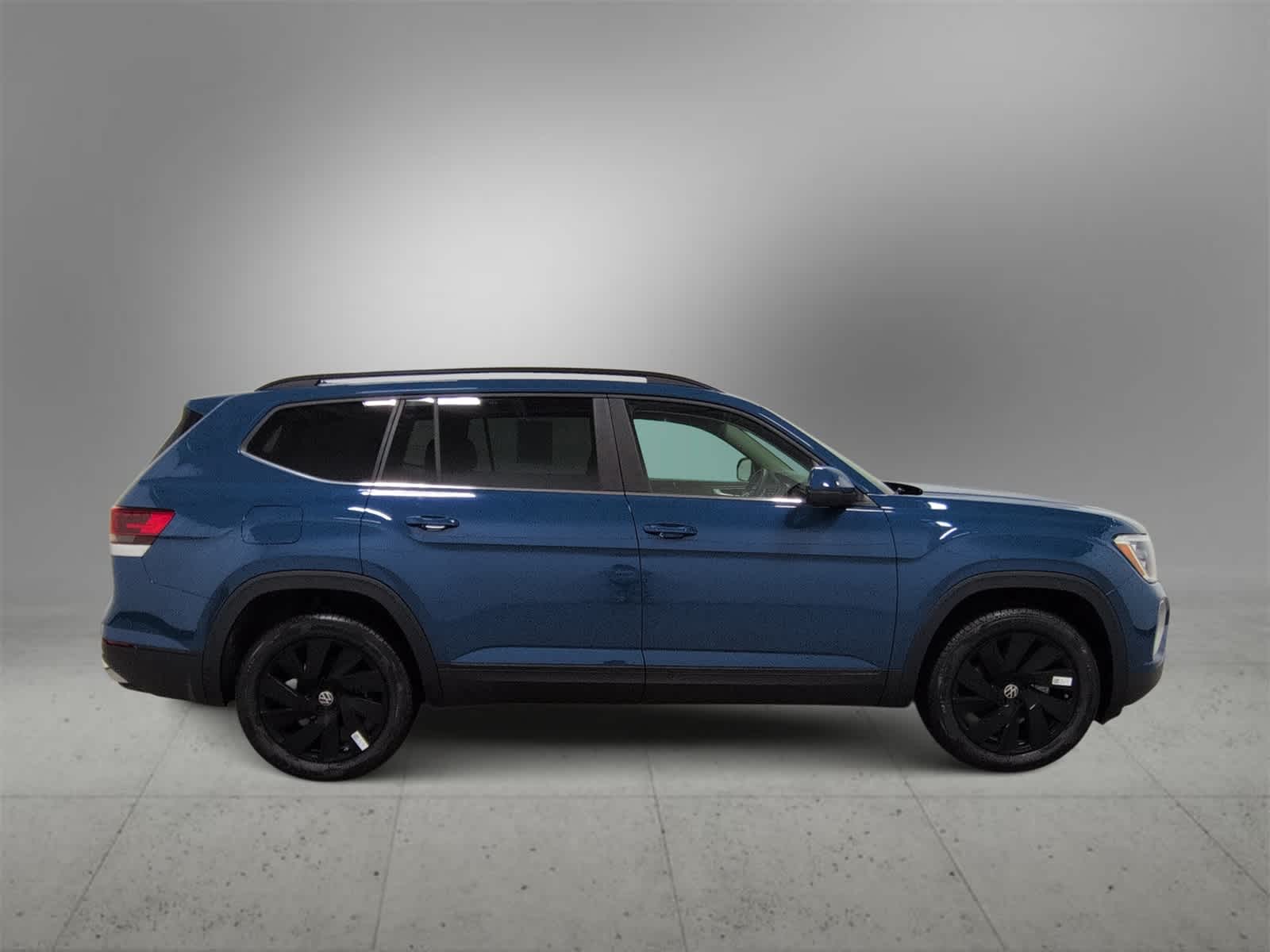 Thumbnail: 2026 Volkswagen Atlas - 9