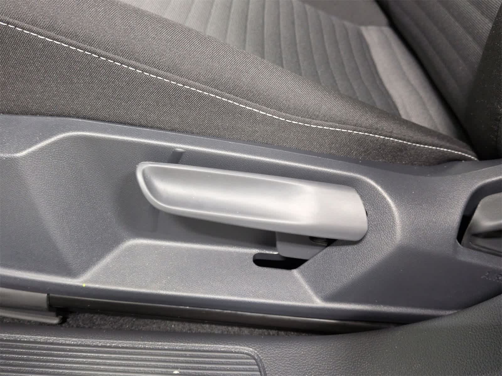 Thumbnail: 2026 Volkswagen Jetta - 18