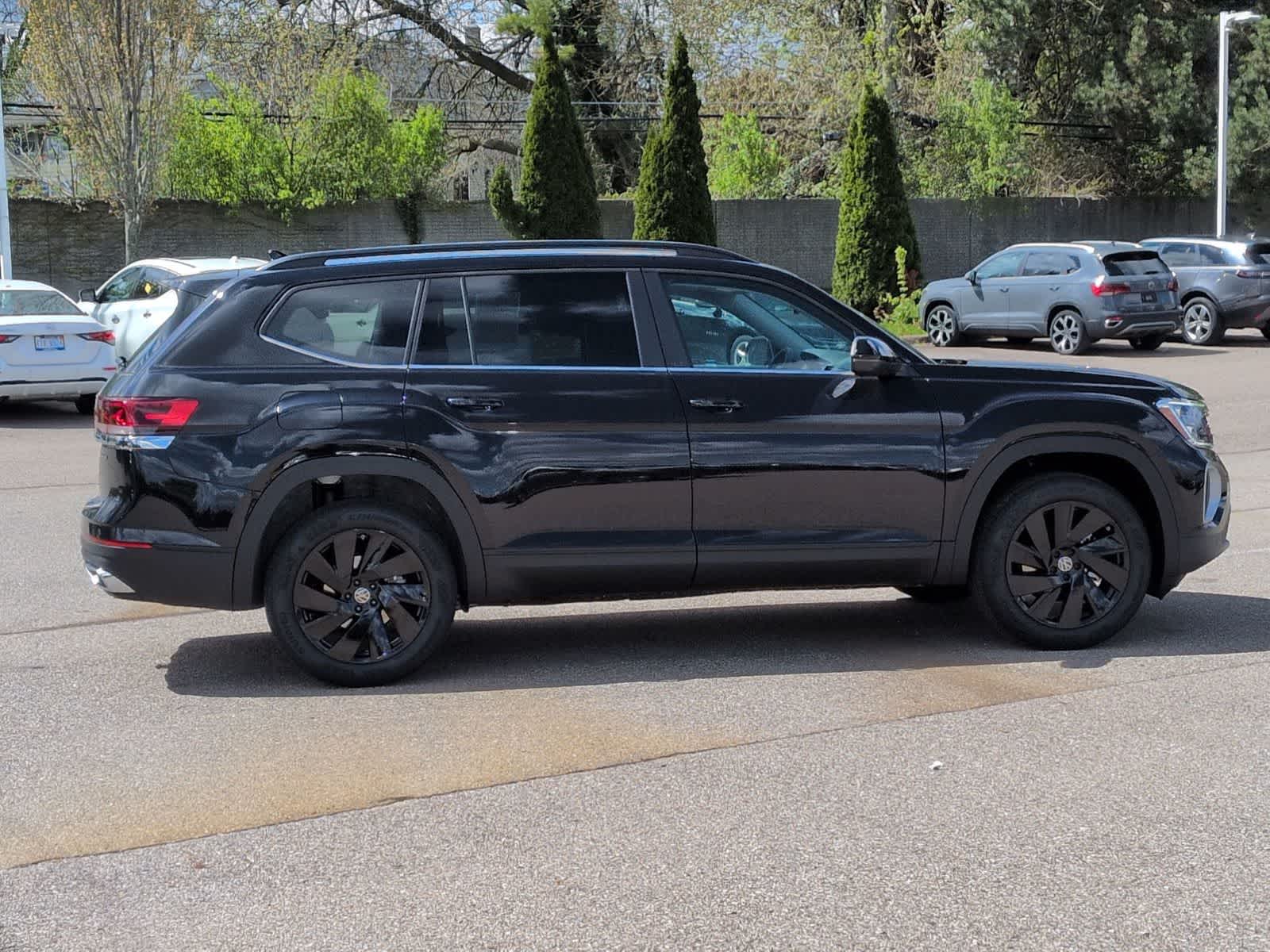 Thumbnail: 2026 Volkswagen Atlas - 15