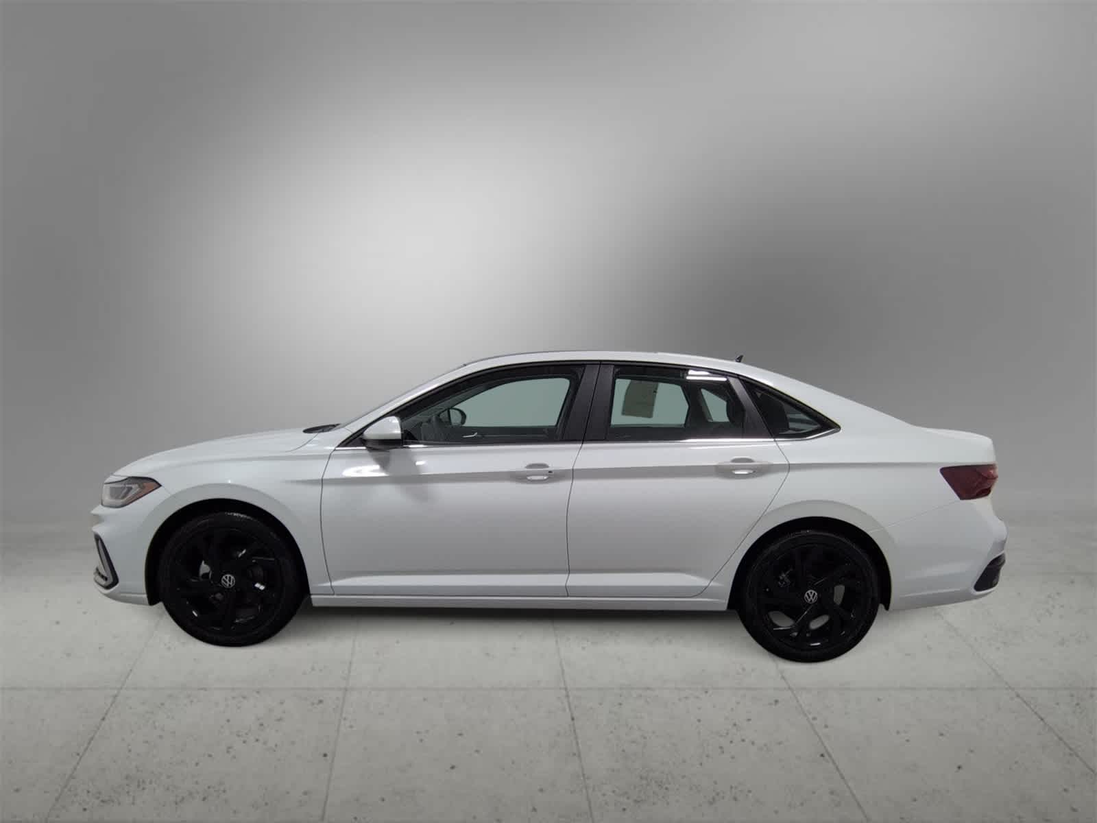 Thumbnail: 2026 Volkswagen Jetta - 5