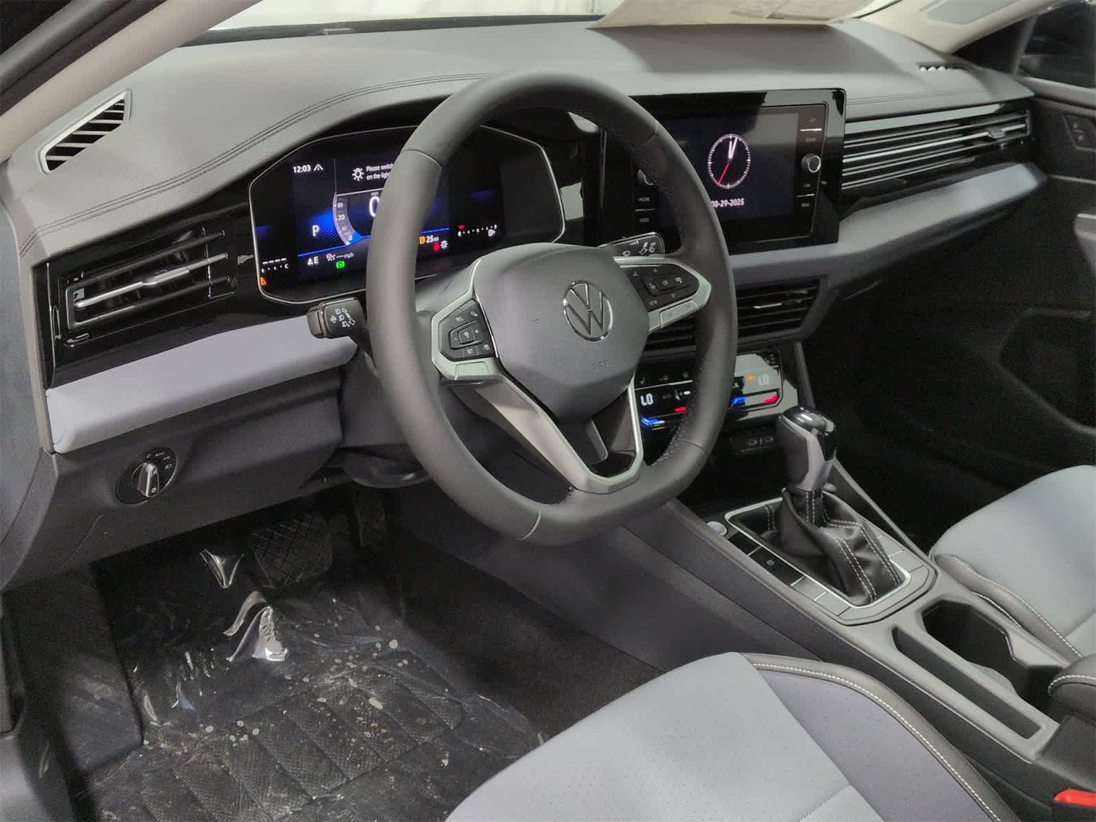 Thumbnail: 2025 Volkswagen Jetta - 10