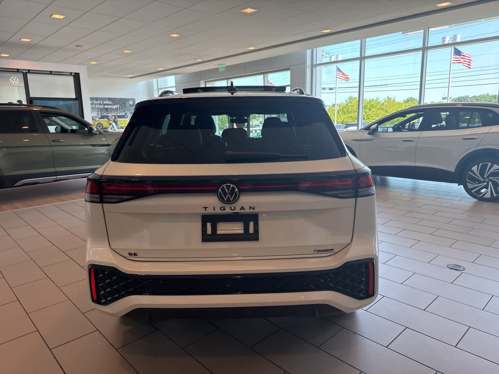 Thumbnail: 2025 Volkswagen Tiguan - 5