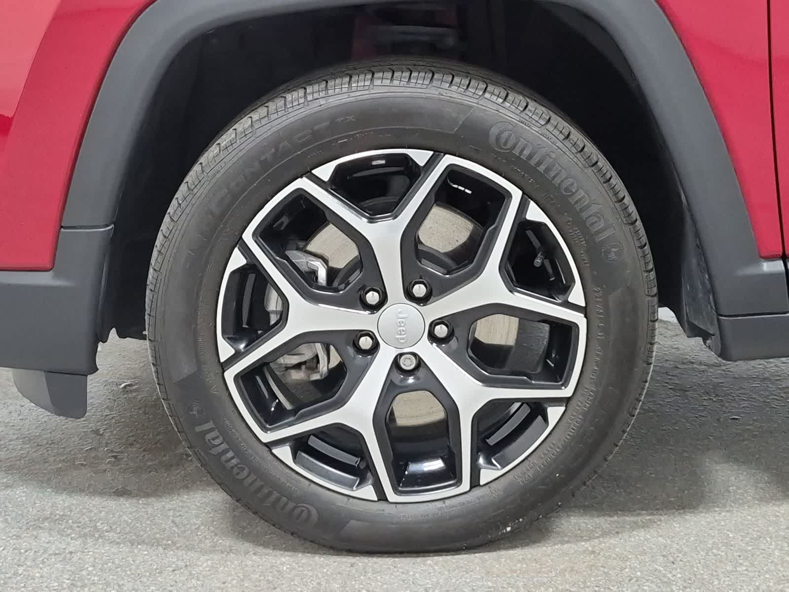Thumbnail: 2024 Jeep Compass - 21