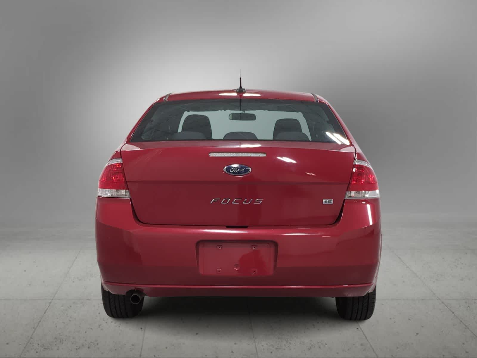 Thumbnail: 2011 Ford Focus - 7