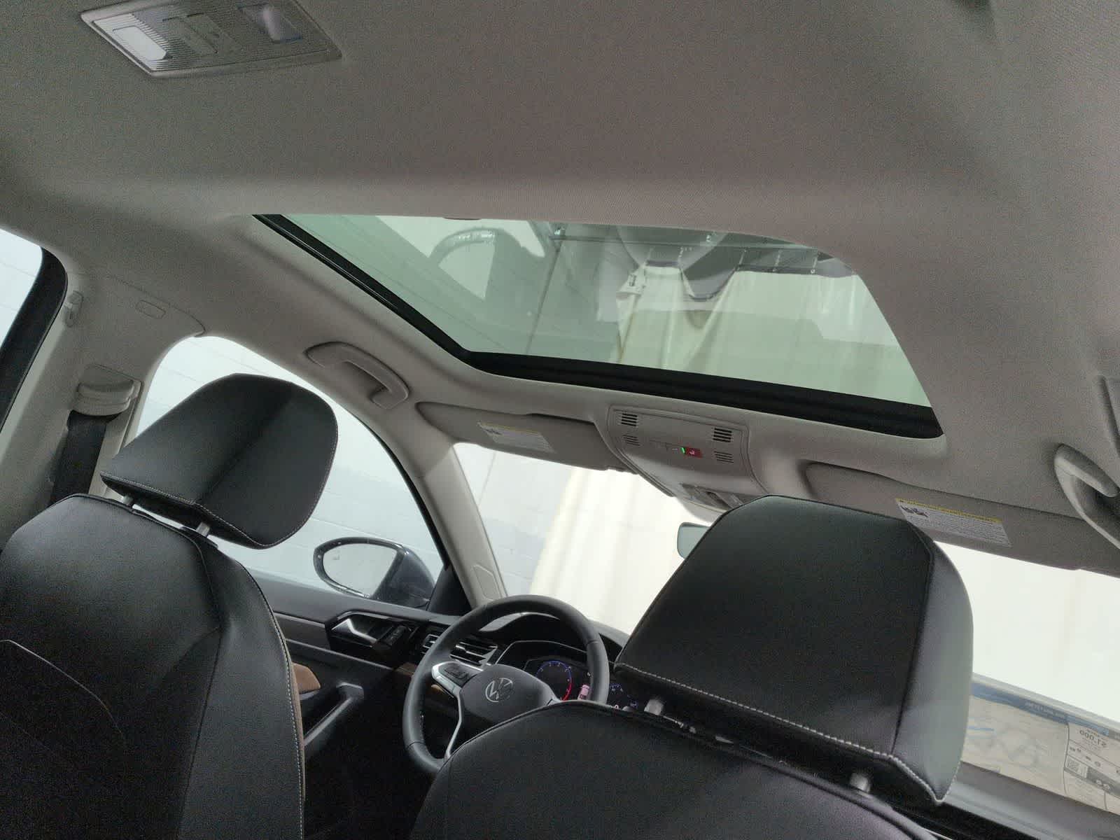 2026 Volkswagen Jetta SEL - Photo 23