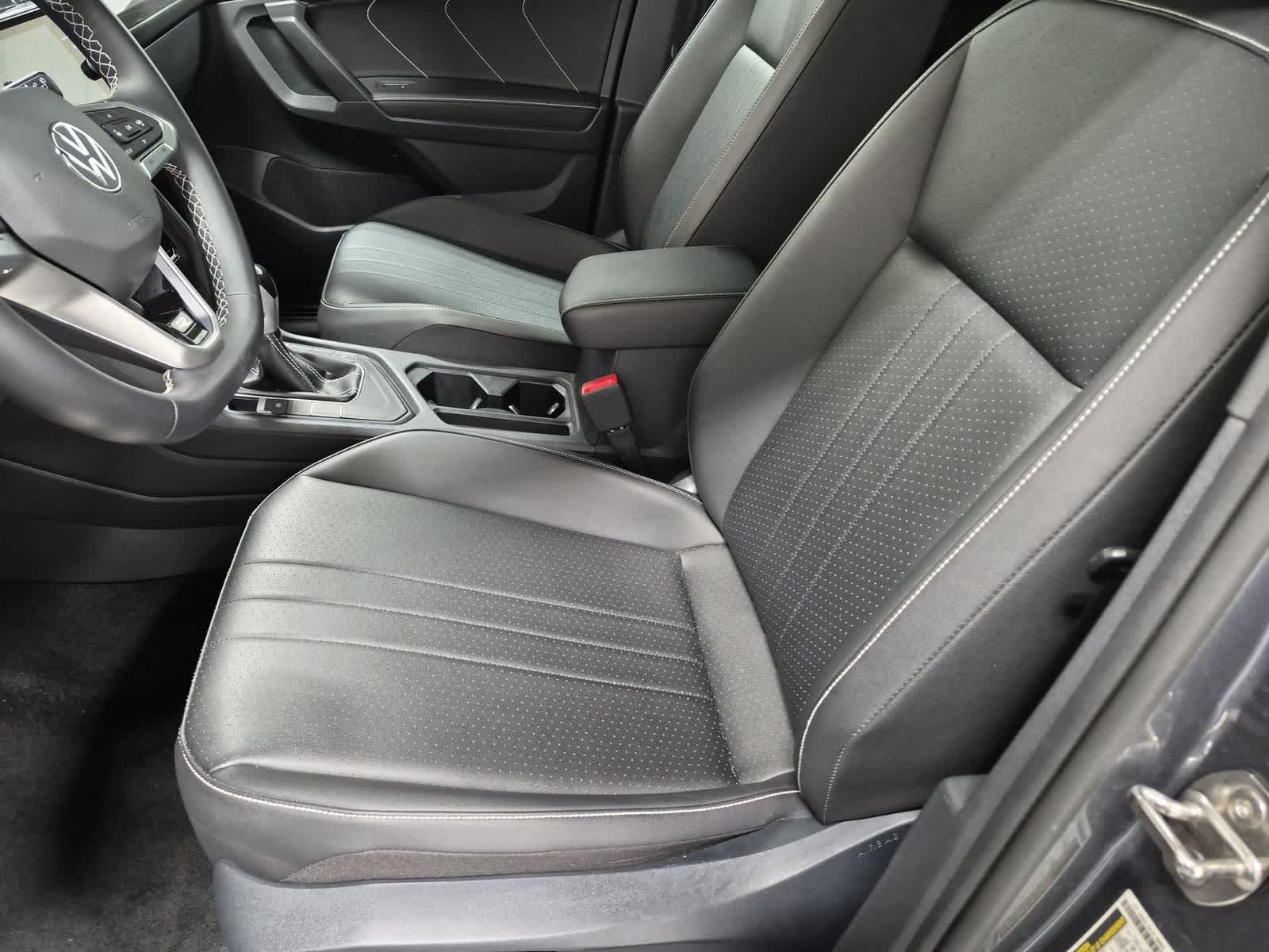 2023 Volkswagen Tiguan SE R-LINE BLACK - Photo 14