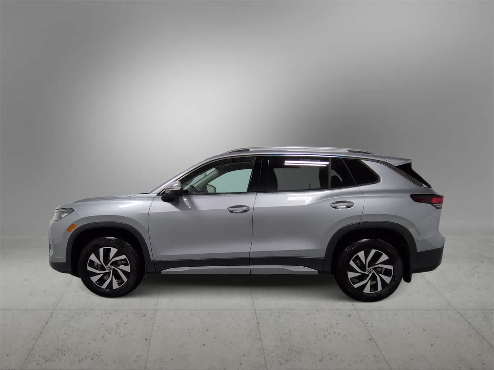 Thumbnail: 2026 Volkswagen Tiguan - 5