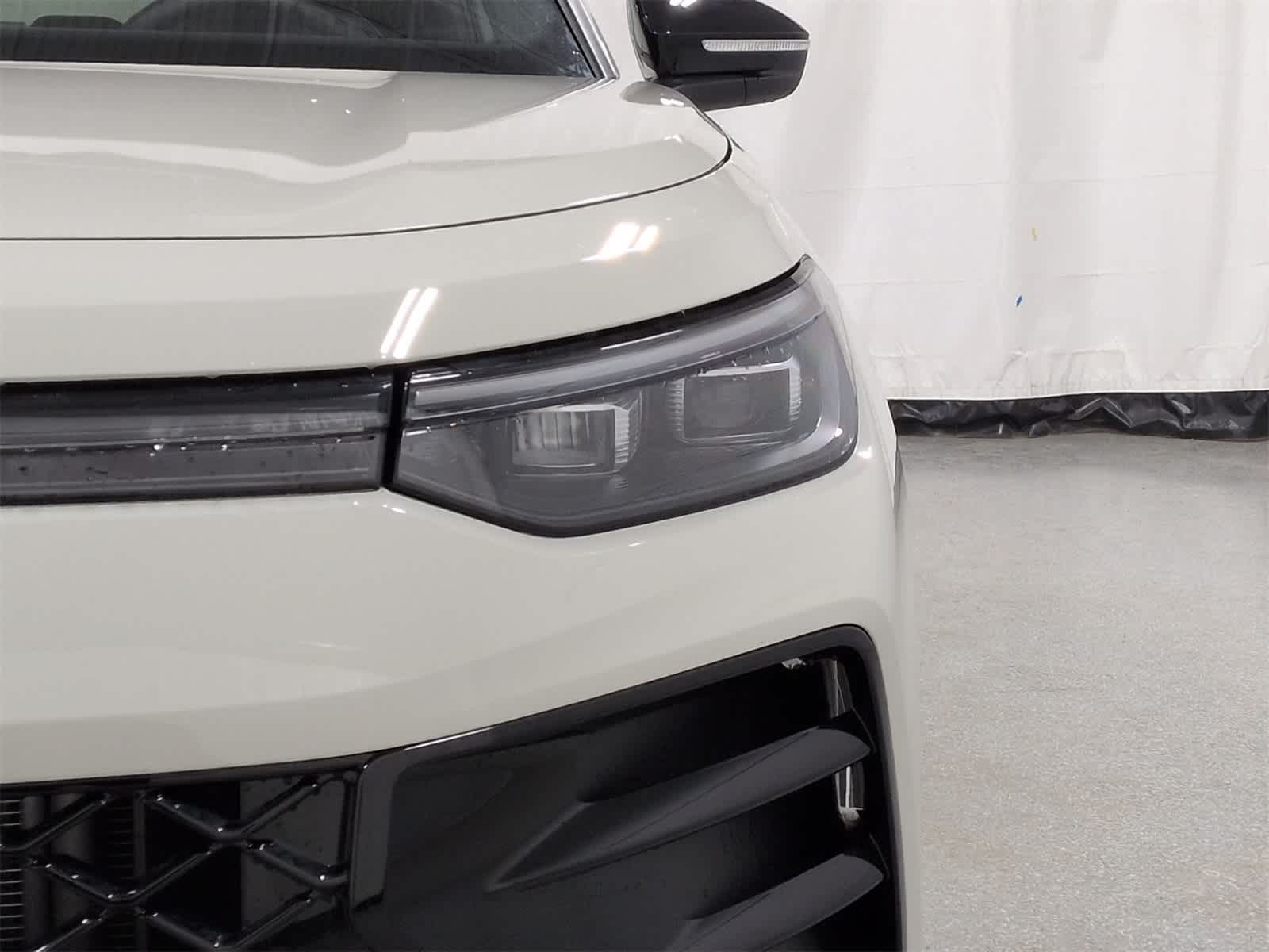 Thumbnail: 2026 Volkswagen Tiguan - 11