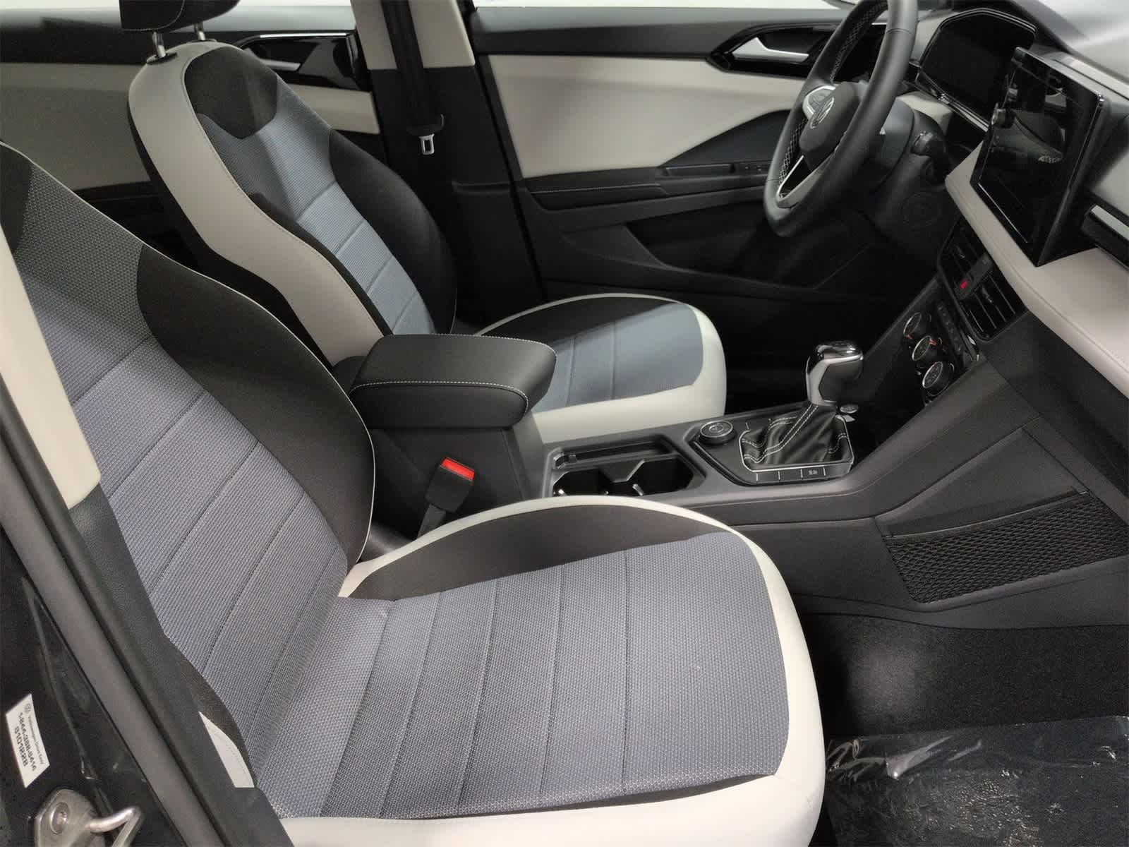 Thumbnail: 2026 Volkswagen Taos - 22