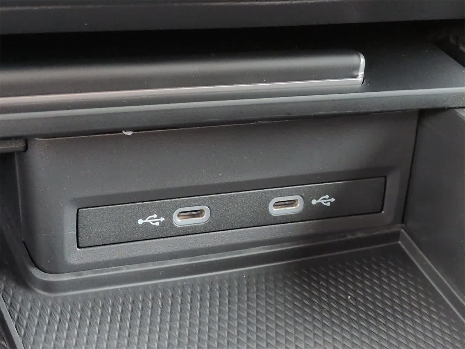 Thumbnail: 2026 Volkswagen Atlas - 31