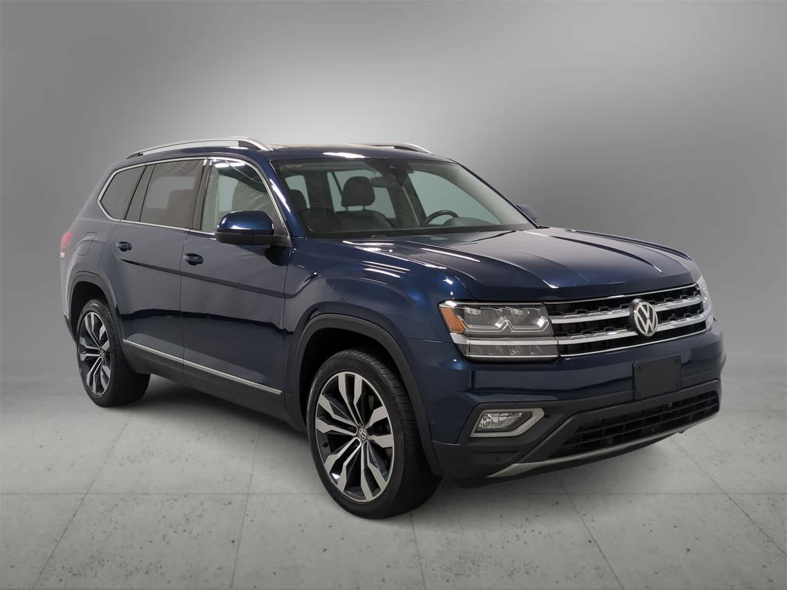 2019 Volkswagen Atlas V6 SEL Premium photo 2