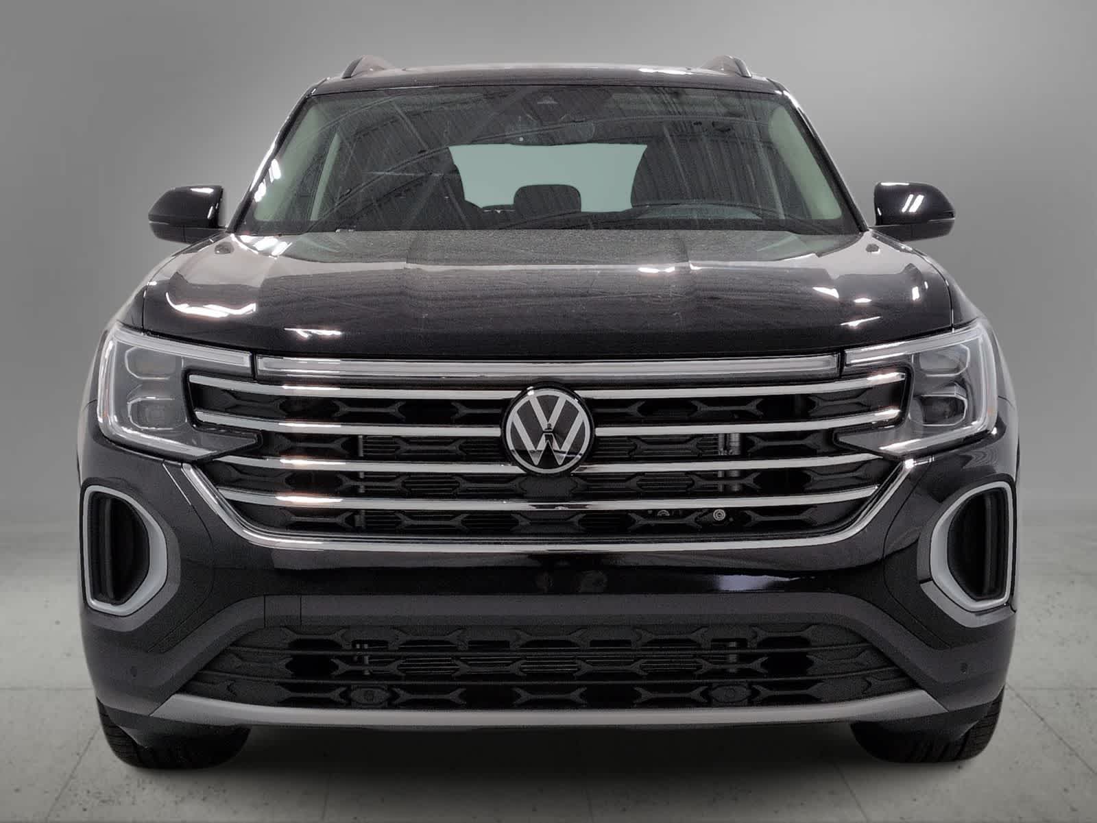Thumbnail: 2026 Volkswagen Atlas - 3
