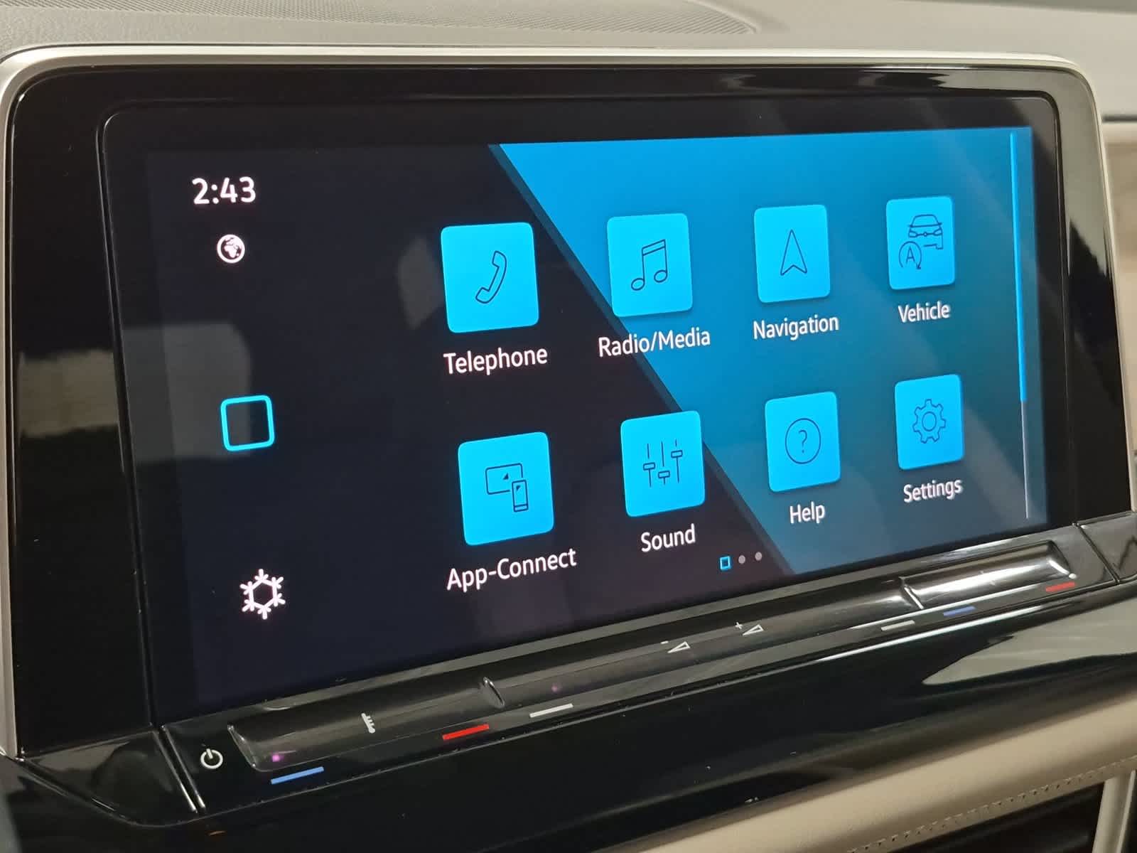 2024 Volkswagen Atlas SE w/Tech - Photo 26