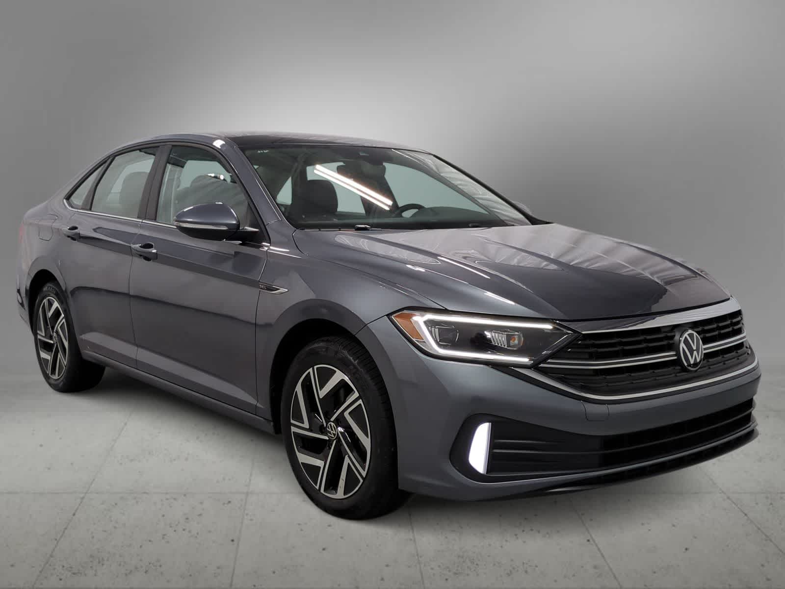 3VWGM7BU4RM050533