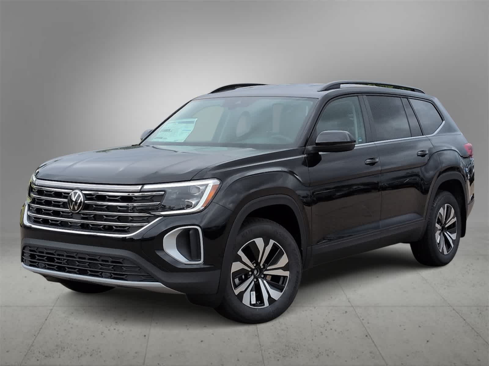 2026 Volkswagen Atlas SE's photo