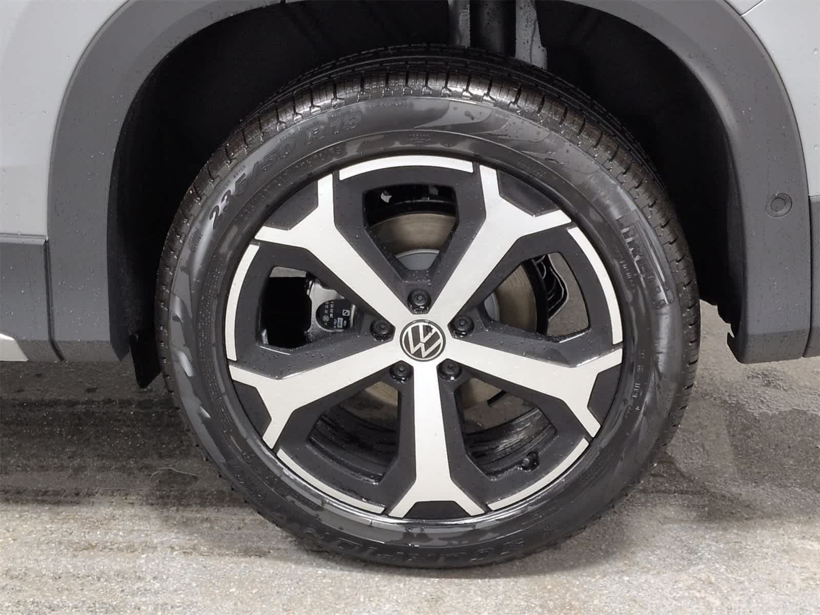 Thumbnail: 2026 Volkswagen Tiguan - 14