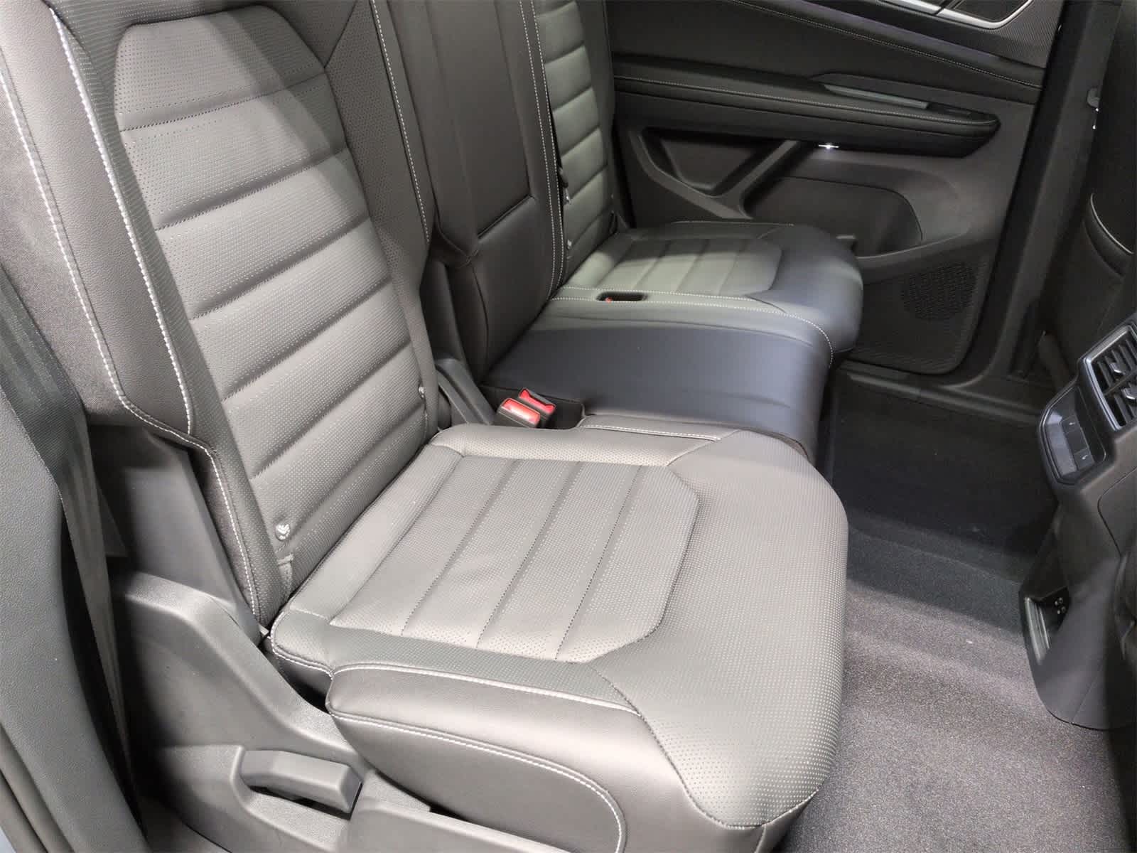 Thumbnail: 2026 Volkswagen Atlas - 22