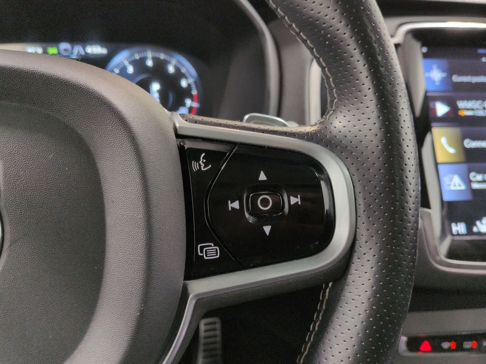 Thumbnail: 2019 Volvo XC90 - 27