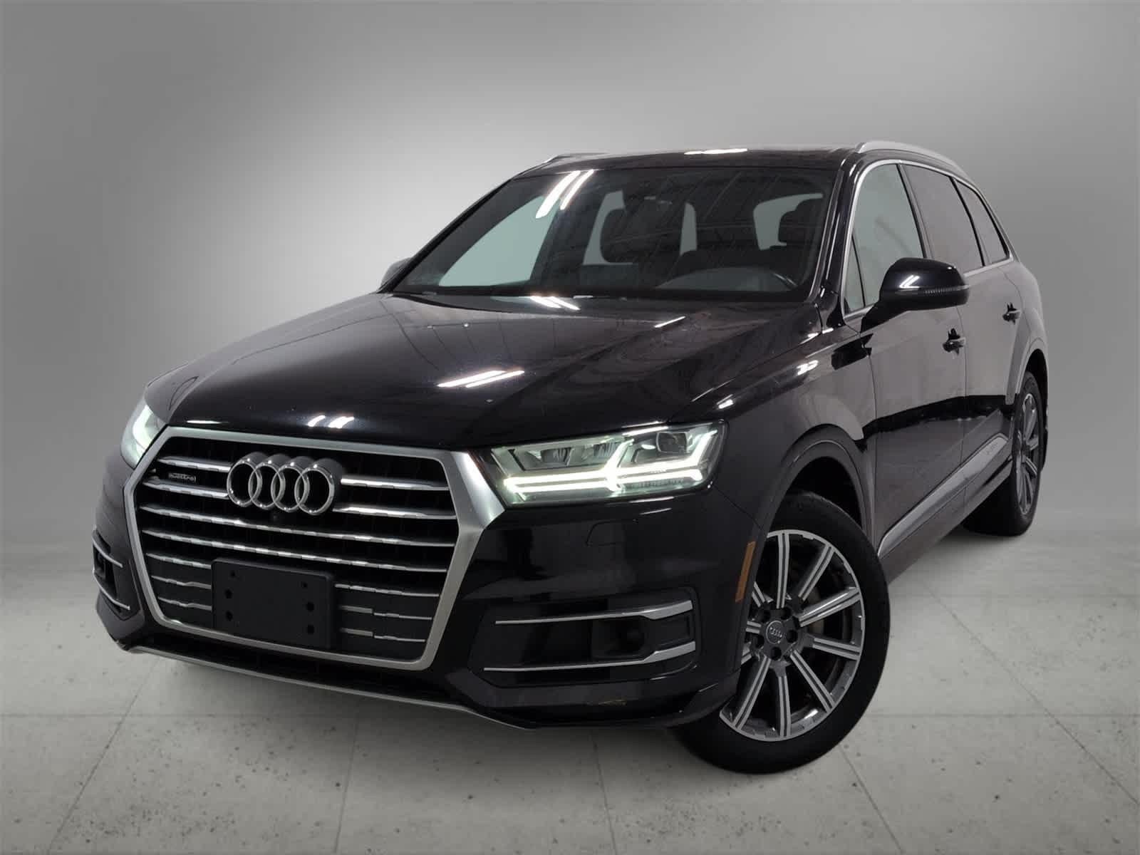 2017 Audi Q7 Premium Plus's photo