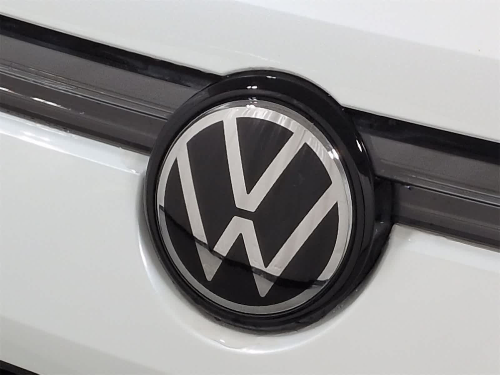 Thumbnail: 2026 Volkswagen Tiguan - 12