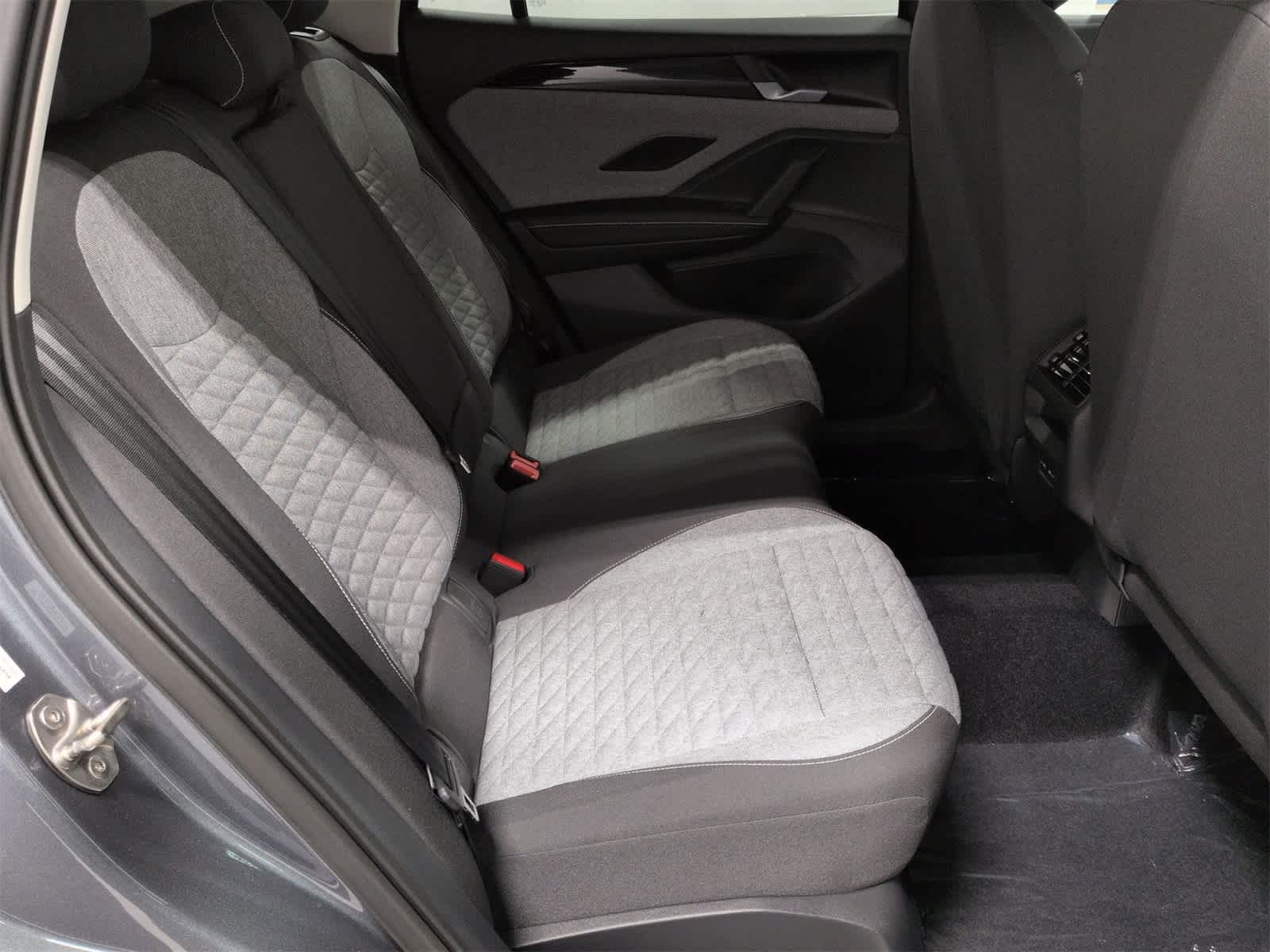 Thumbnail: 2026 Volkswagen Tiguan - 21