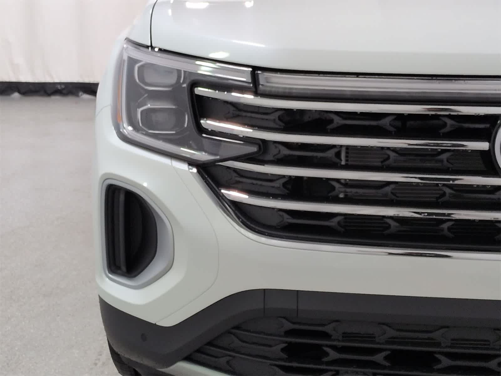 Thumbnail: 2026 Volkswagen Atlas - 11