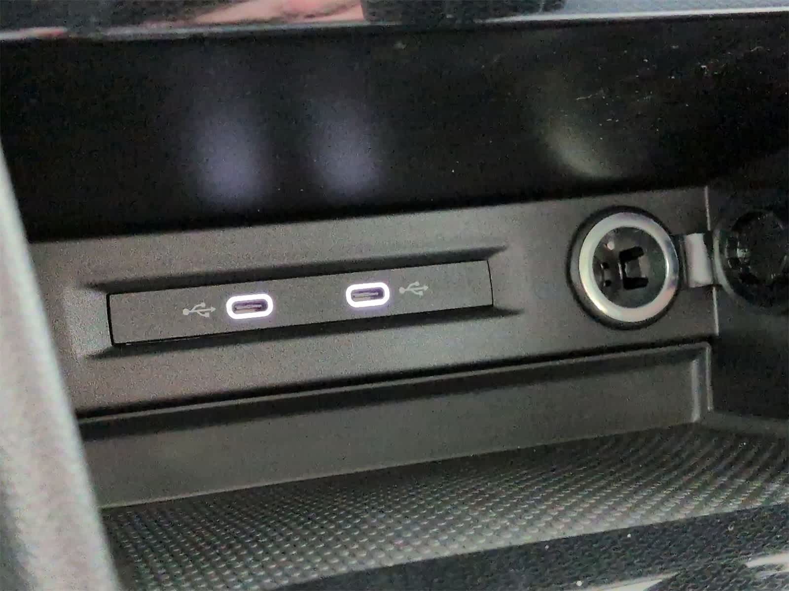 Thumbnail: 2025 Volkswagen Taos - 30