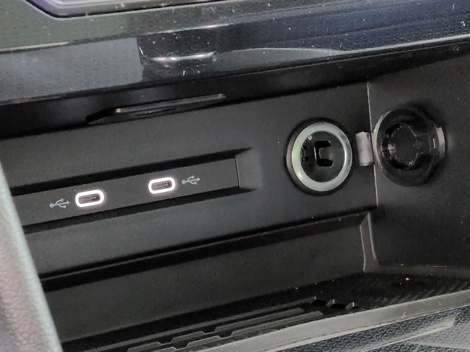 2026 Volkswagen Taos SEL - Photo 33