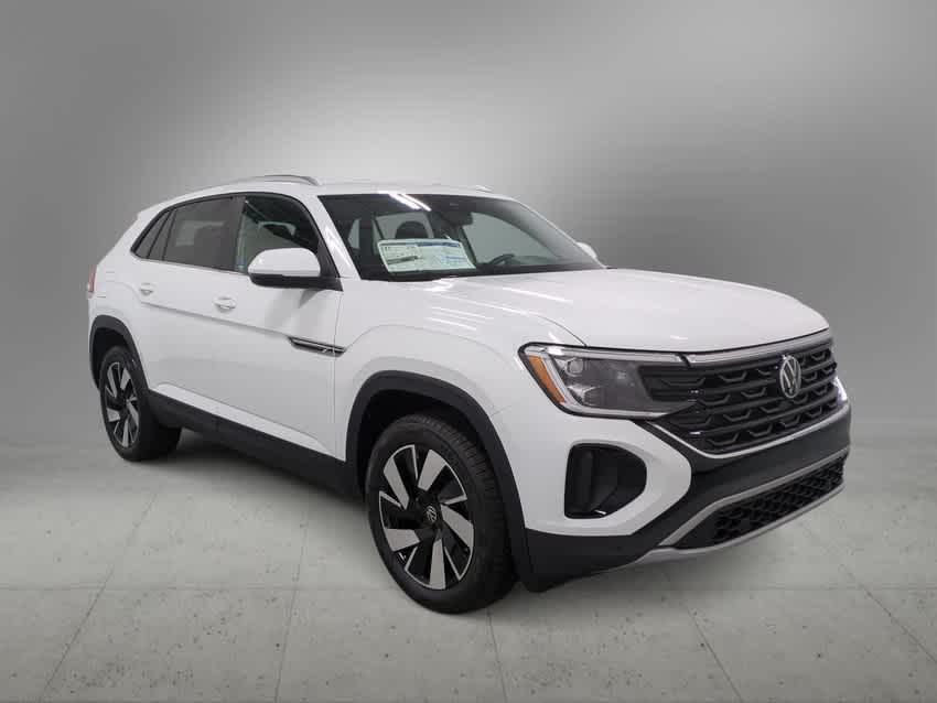 2025 Volkswagen Atlas SE 2