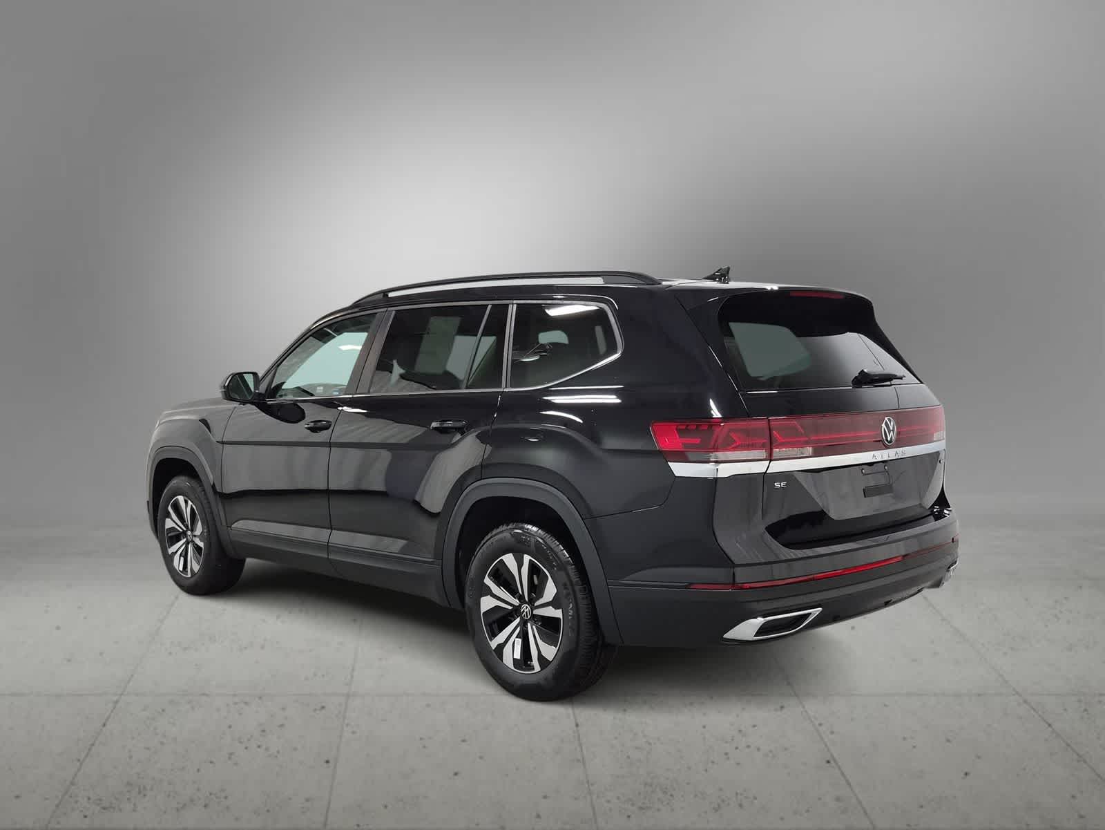 Thumbnail: 2026 Volkswagen Atlas - 6