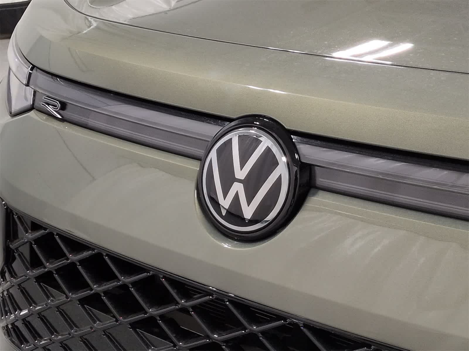 Thumbnail: 2026 Volkswagen Tiguan - 12