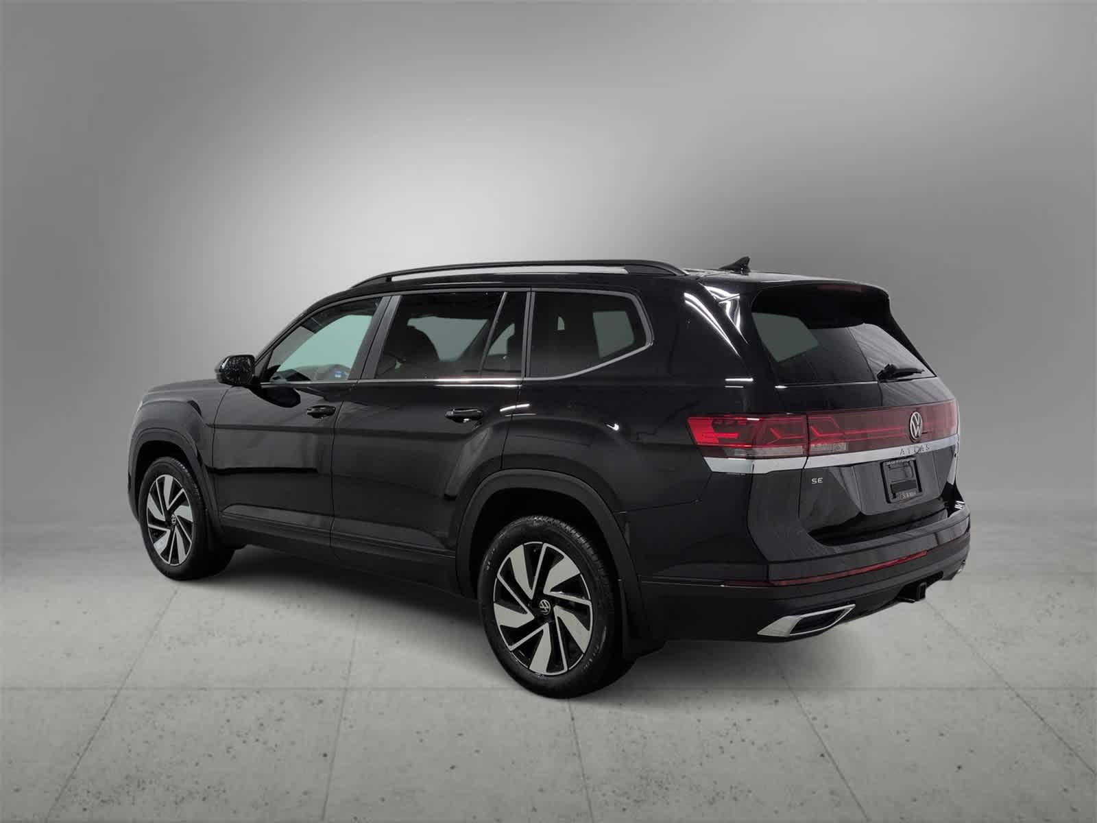 Thumbnail: 2026 Volkswagen Atlas - 6