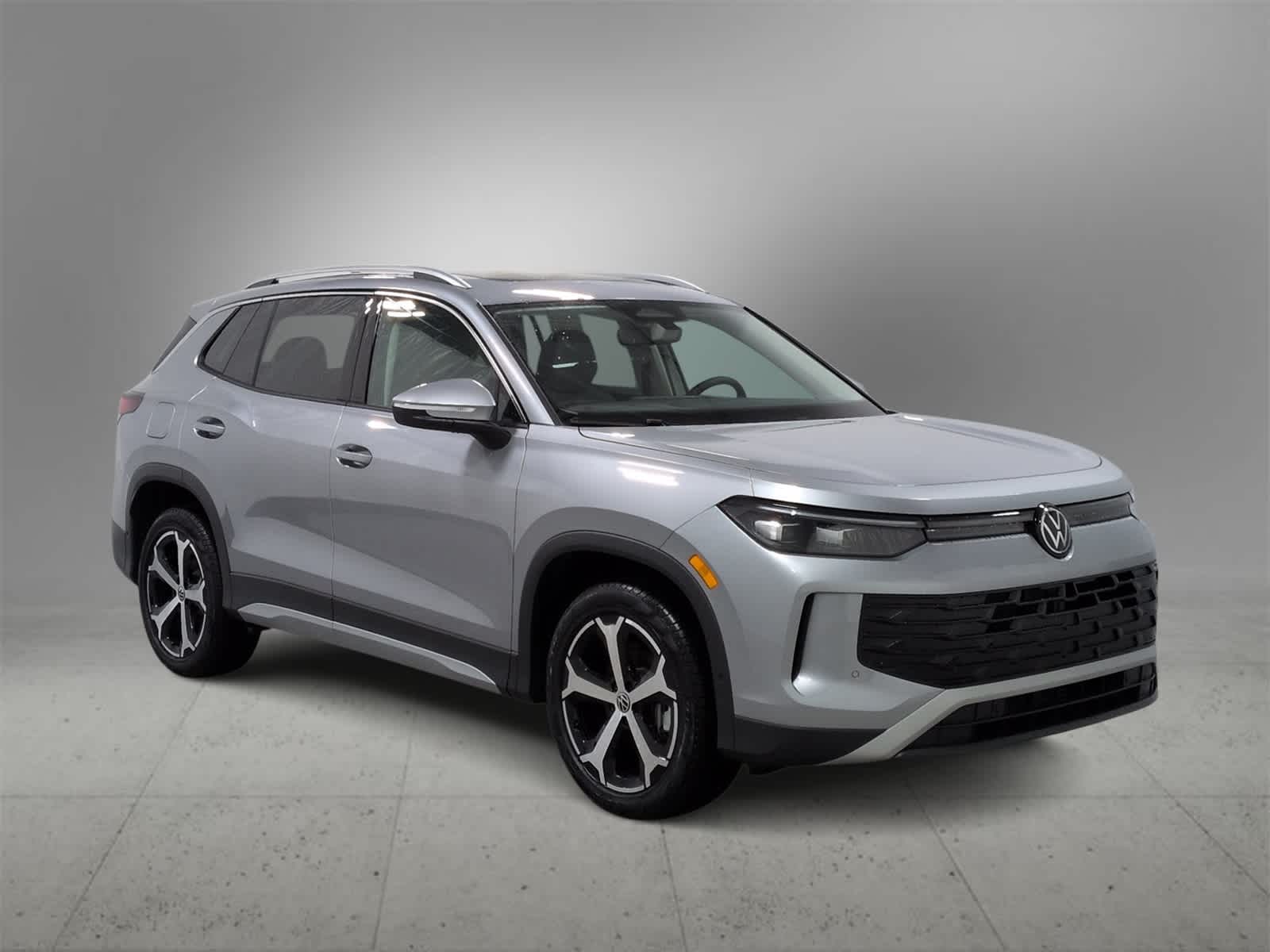 Thumbnail: 2026 Volkswagen Tiguan - 2