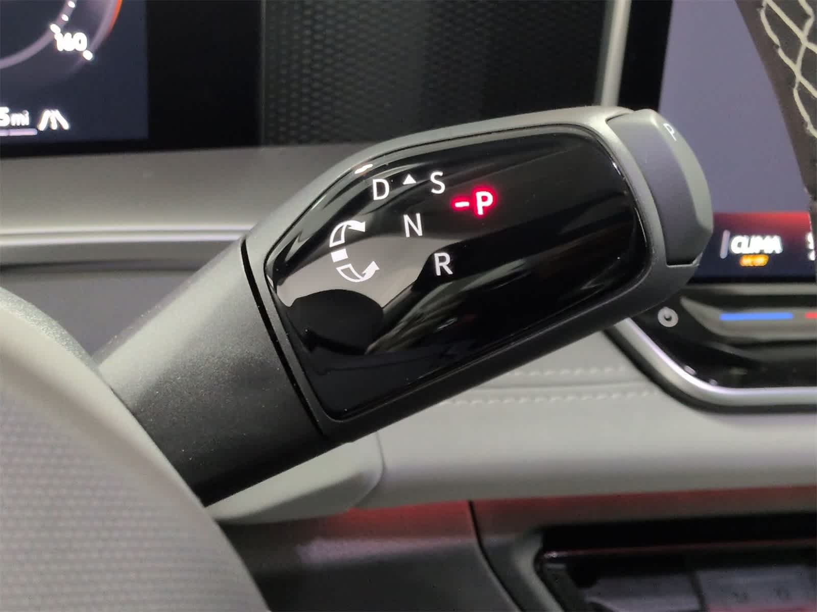 Thumbnail: 2026 Volkswagen Tiguan - 34