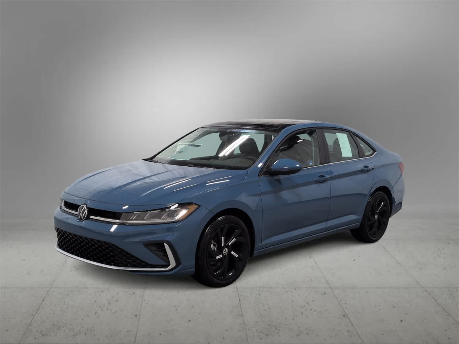 Thumbnail: 2026 Volkswagen Jetta - 4