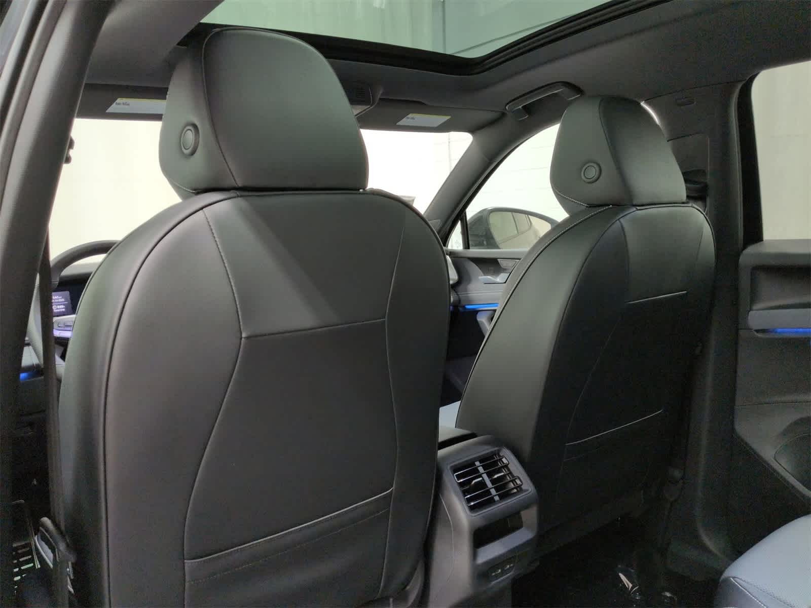 Thumbnail: 2026 Volkswagen Tiguan - 19