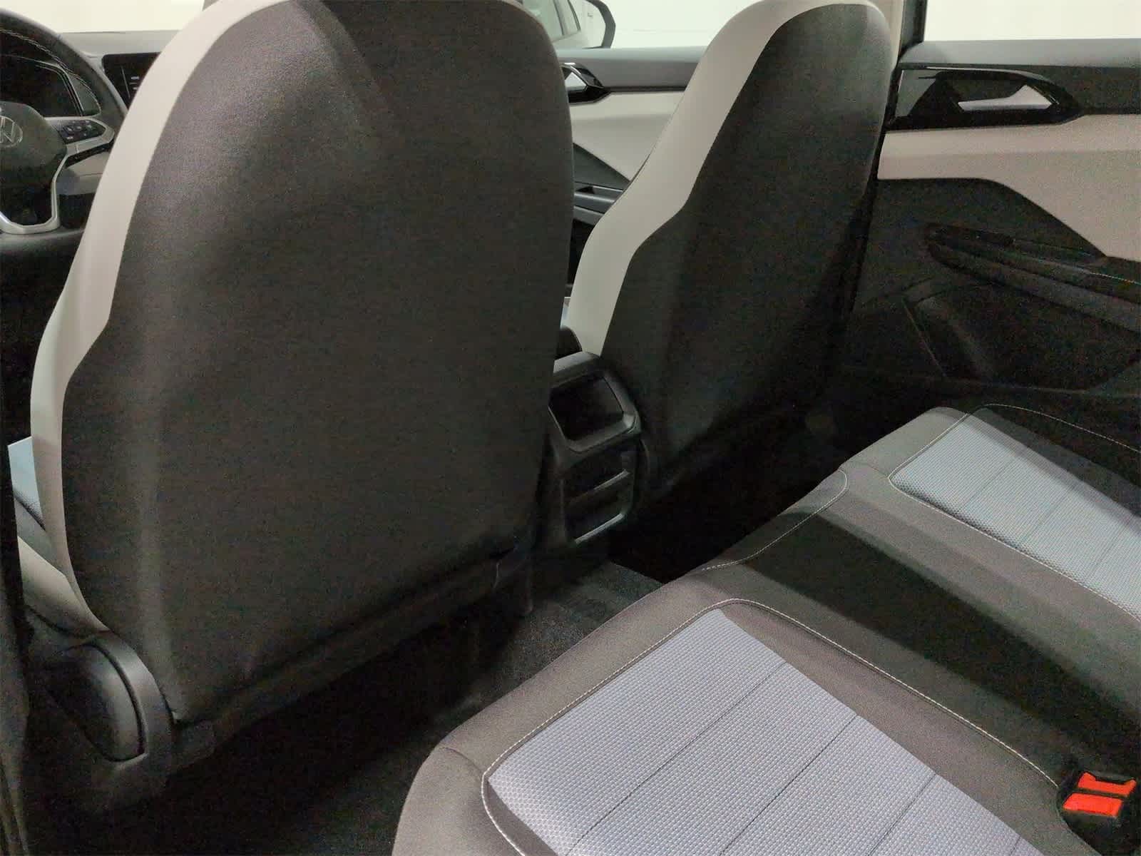 Thumbnail: 2025 Volkswagen Taos - 19