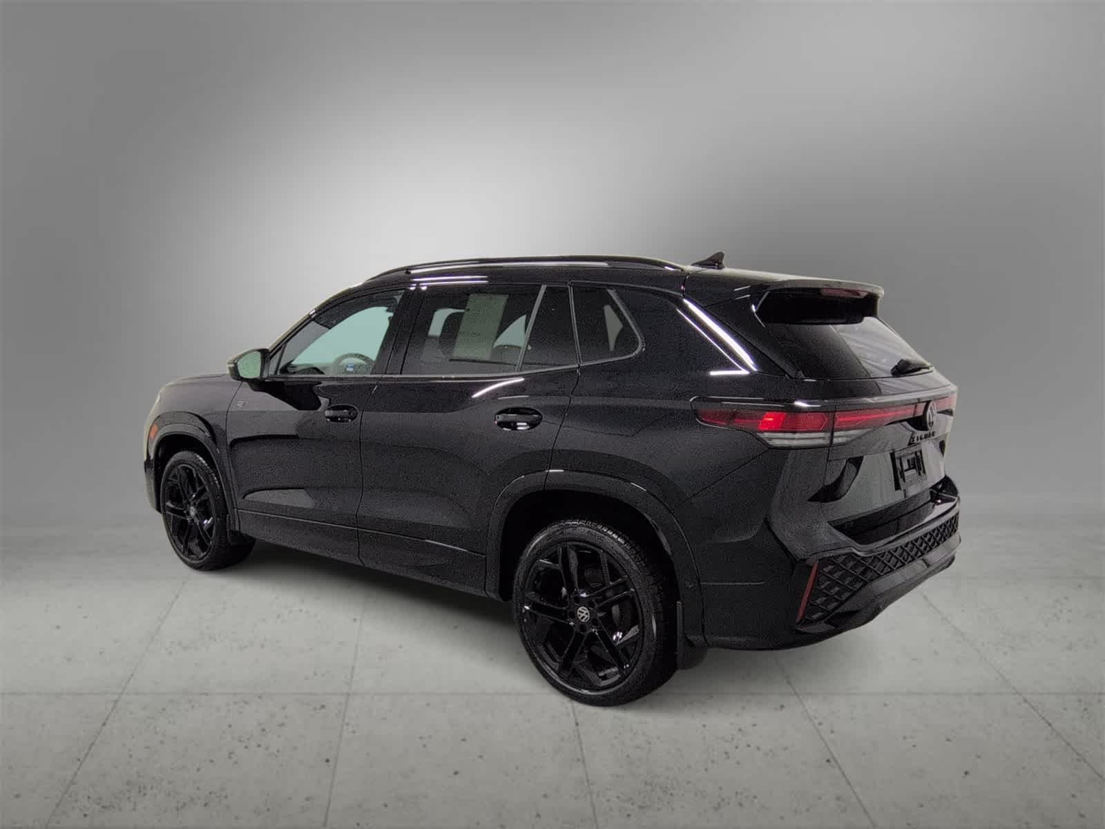 Thumbnail: 2026 Volkswagen Tiguan - 6