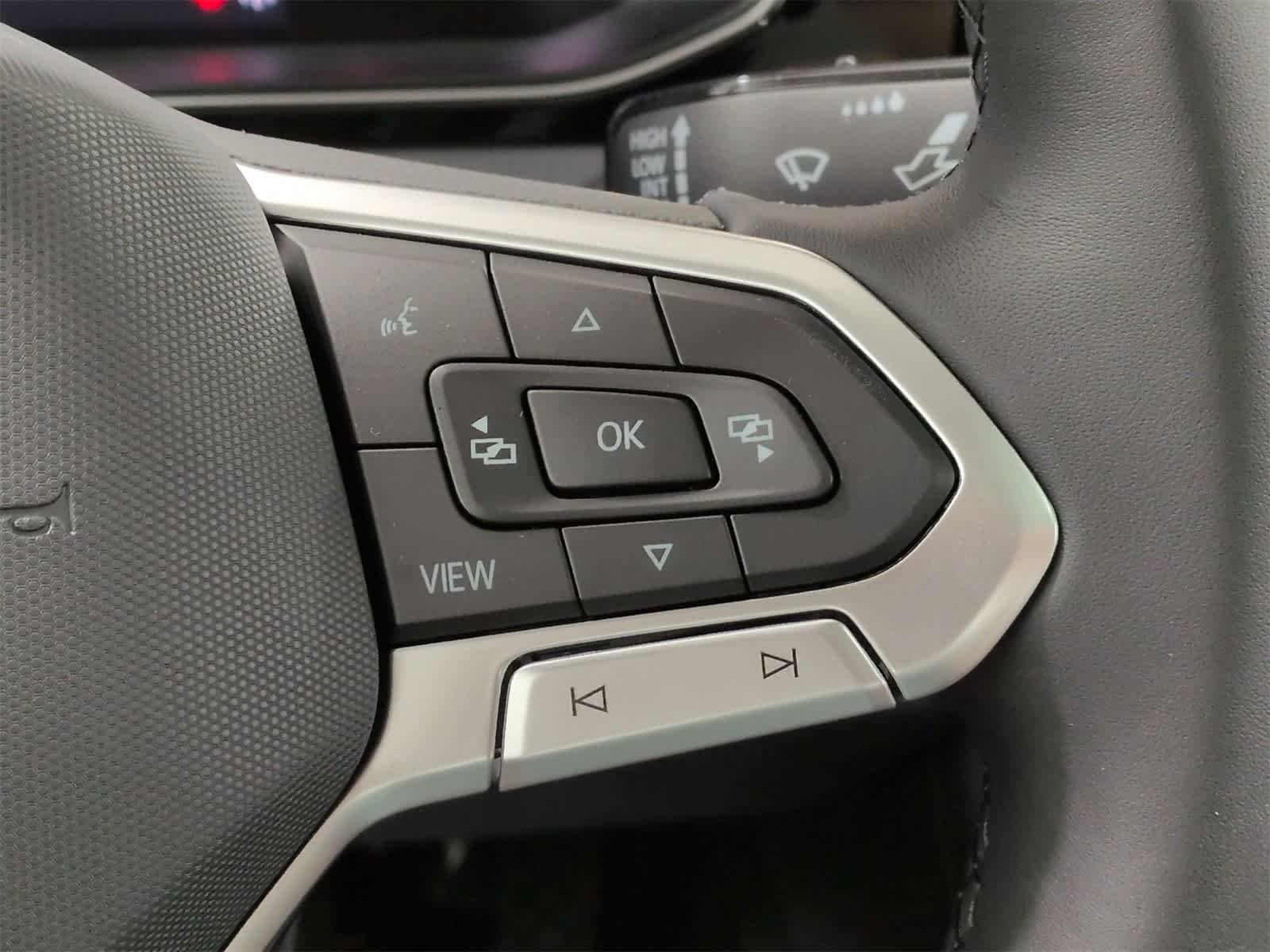 Thumbnail: 2025 Volkswagen Jetta - 27