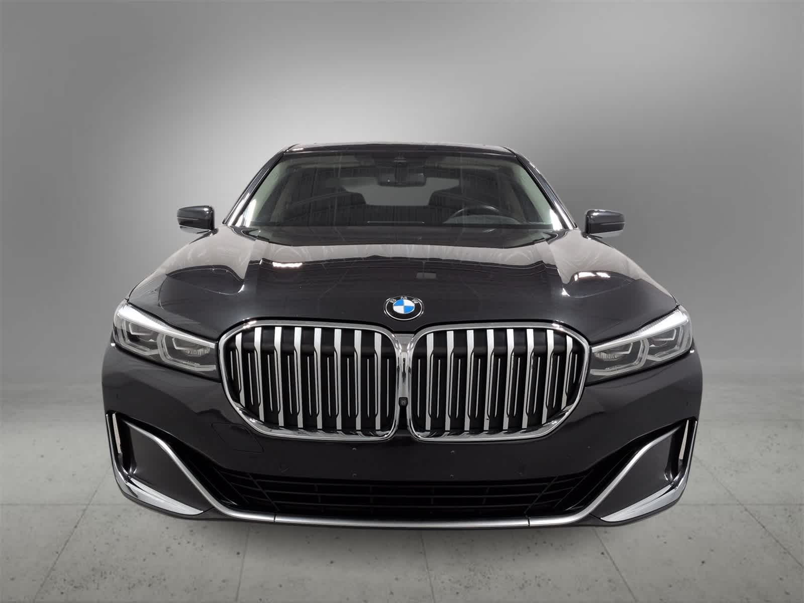 2022 Bmw 740i xDrive photo 3