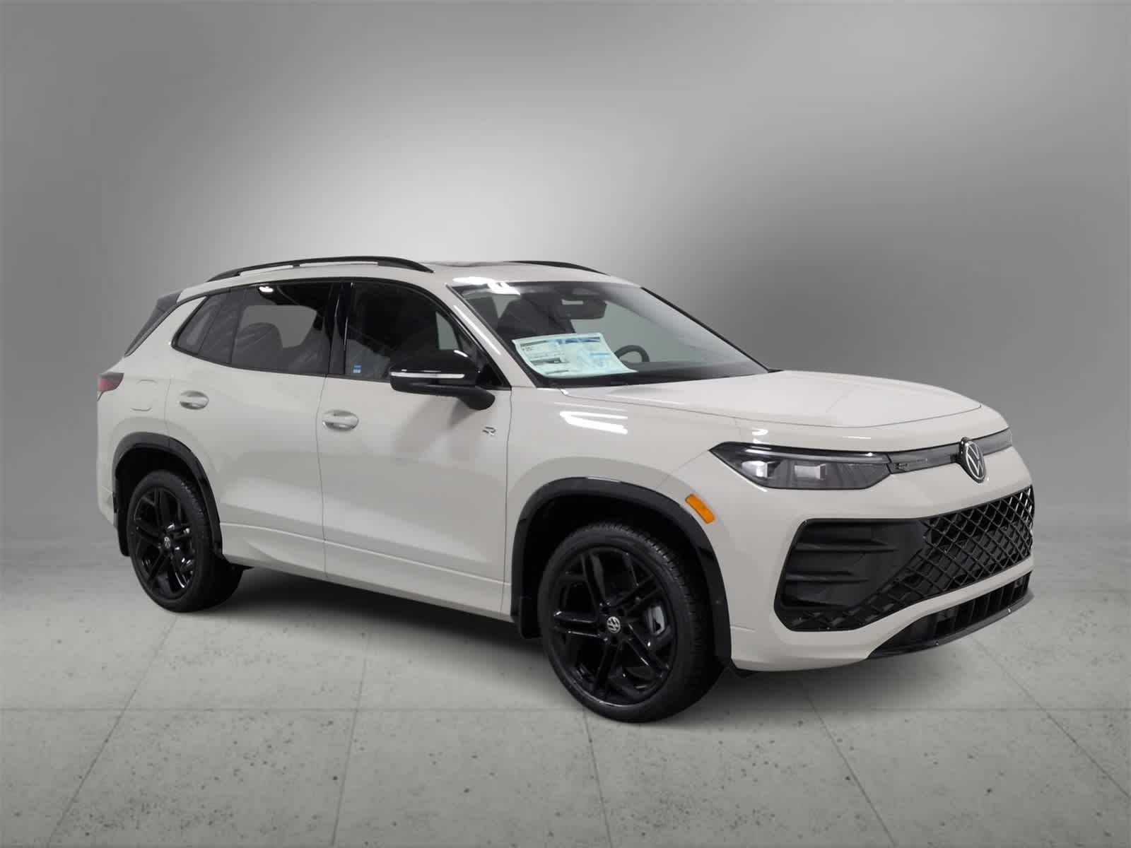 Thumbnail: 2026 Volkswagen Tiguan - 2